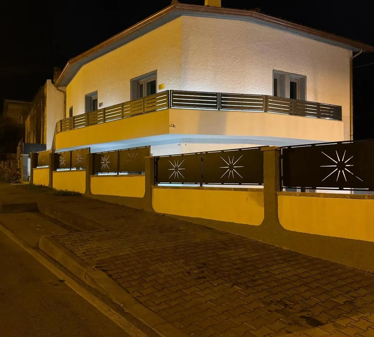 Affittacamere Mary'S Rooms San Teodoro