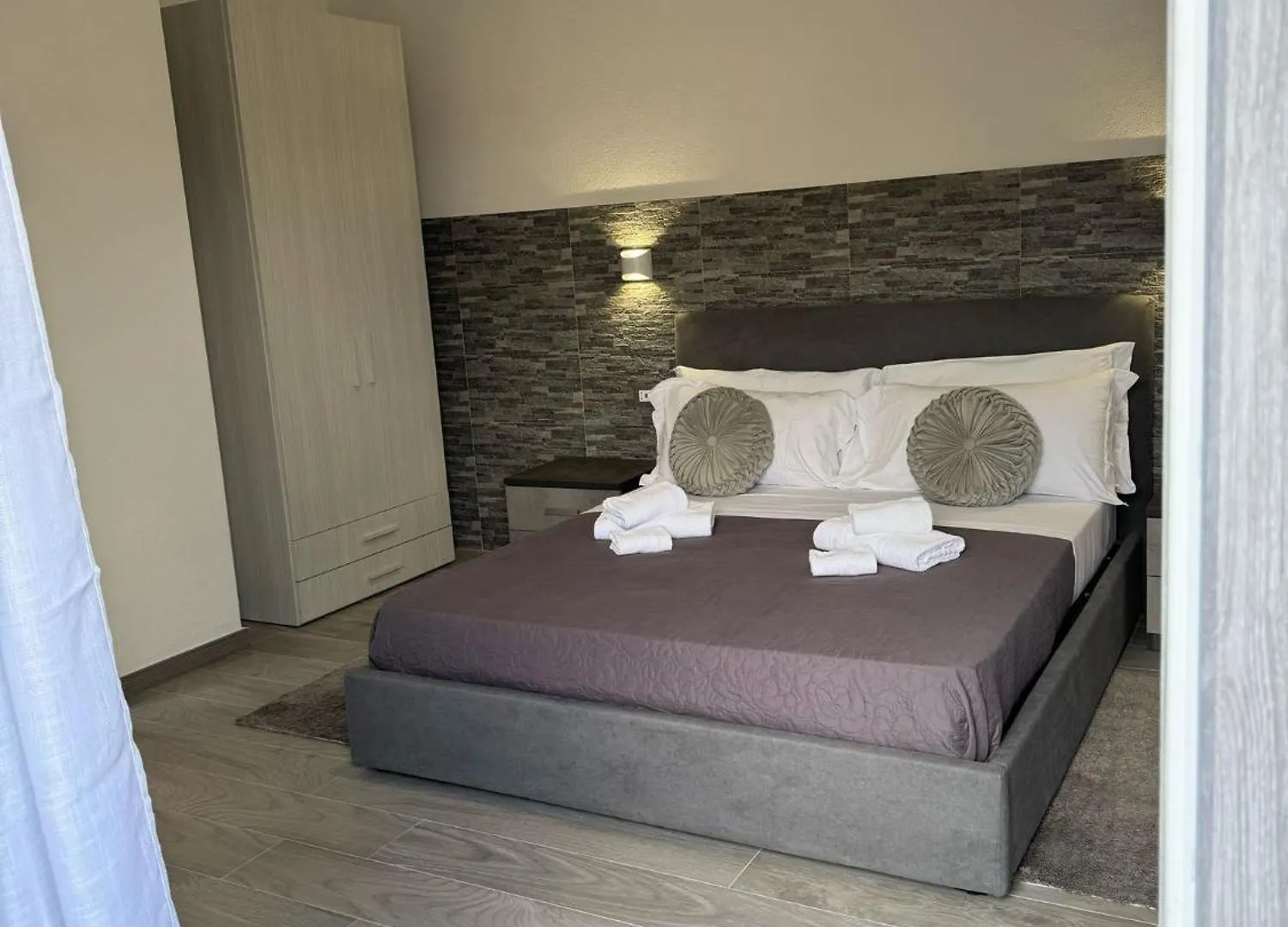 Affittacamere Mary'S Rooms San Teodoro